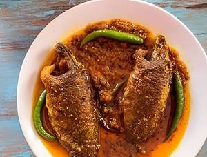 Tel Koi Fish Curry [2Pcs]