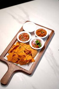 Cheesy Nachos