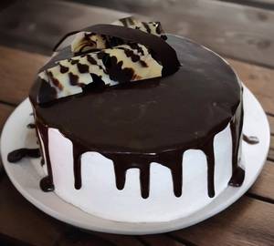 Black Forest Truffle Pastry ( Half Kg )