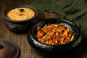 Rasam Rice With Pitchi Pota Kozhi Varuval