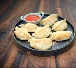 Classic Veg Steamed Momos (8 pc)