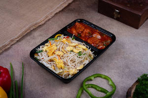 Egg Noodles Chilli Chicken Combo