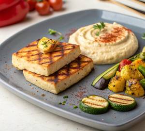 Paneer Steak with Humus