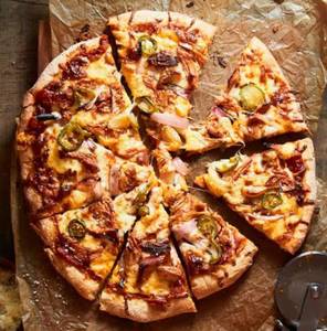 Chicken bbq pizza