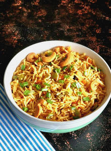 Veg Singapore Fried Rice
