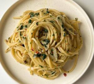Aglio Olio Spaghetti