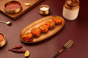 Tandoori Paneer Momos (6pcs)