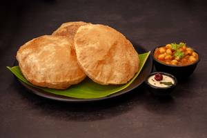 Poori Channa Masala (3 Pc)