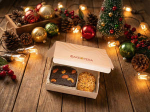 Christmas Cookies & Plum Cake Mini Hamper