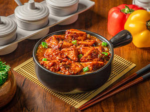 Paneer Chilli Gravy (8 Pcs)