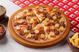 Chicken Kheema & Sausage Thin Crust Pizza