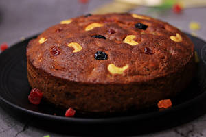 PLUM CAKE 1 PIES