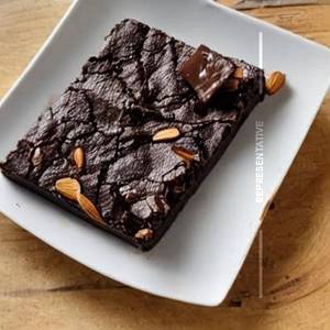 Almond (Brownie) 