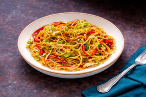 Veg Chilli Garlic Noodles.