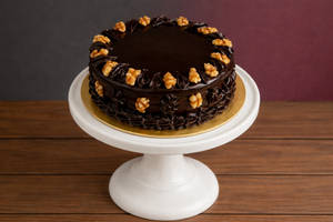 Walnut Chocolate Cake Eggless