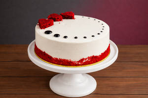 Red Velvet Cake Eggless