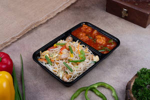 Chicken Noodles Chilli Combo