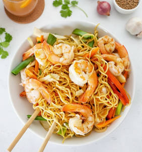 Prawns Hakka Noodle (650 Gm)