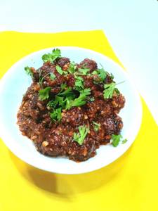 Veg Manchurian Dry [380 G]