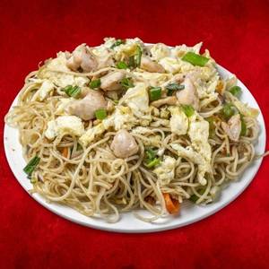 Chicken Hakka Noodles (500 Ml)