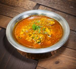 Nayab Maghaz Masala