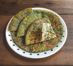 Palak Paneer Paratha(1 Pc)