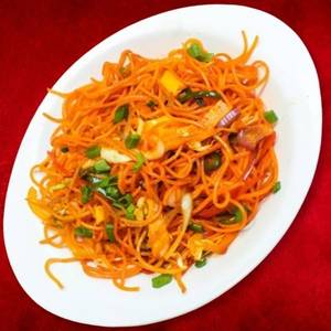 Veg Singapore Noodles (500 Ml)