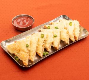 Cheese Chilly Garlic Toast