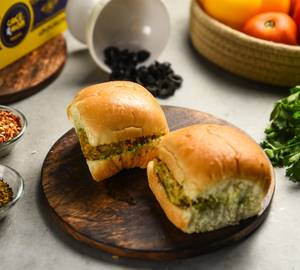 Desi Tikki Slider