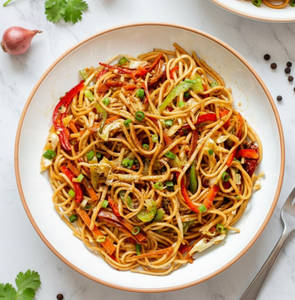 Veg Chilli Garlic Noodle (650 Gm)