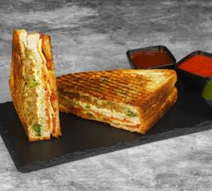 Veg Grilled Sandwich  (3 Bread)