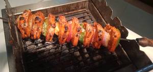 Paneer Lehsuni Tikka Dry [300 G]