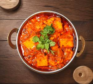 Chicken tikka masala (full)