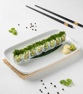Asparagus Tempura Sushi Roll (8 Pcs)