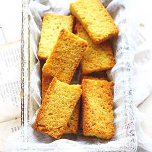 Suji Rusk [300 Grams]