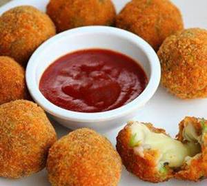 Chicken cheese ball  [ 6 Pieces ]