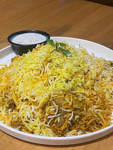 Student Hyd Dum  Biryani (chicken)