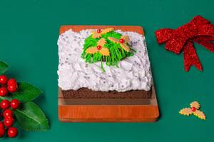 XMAS WREATH PLUM CAKE        