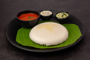 Thatte Idli.