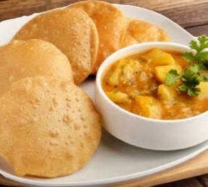 Paneer Masala Fish Poori