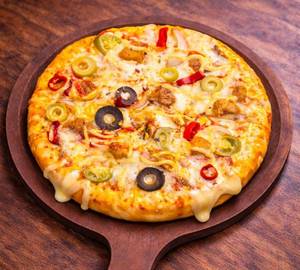 Cheese Burst Chicken Pizza