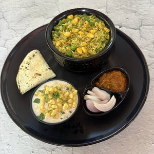 Corn Capsicum Matar Pulao