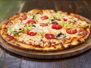 Onion Tomato Cheese Pizza