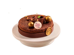 Fabelle Signature Plum Cake