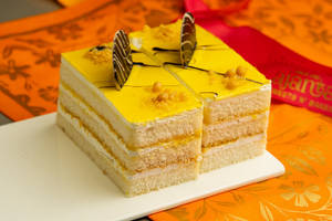 Butter Scotch Pastry Small