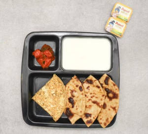 2 Paneer Tawa Paratha With Dahi And Butter