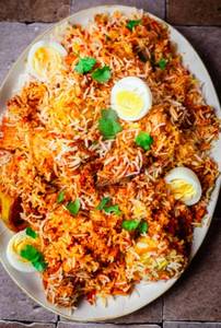 Chicken tikka biryani served chicken [6 pieces]