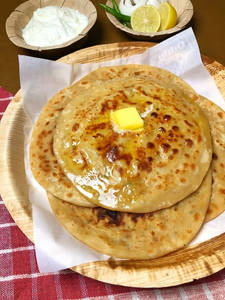 Aloo Pyaaz Tawa Paratha