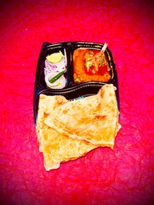 Mutton Korma 2pc + 2Pc Rumali Roti or 2Pc Mughlai Paratha