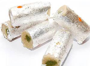 Kaju Pista Rolls